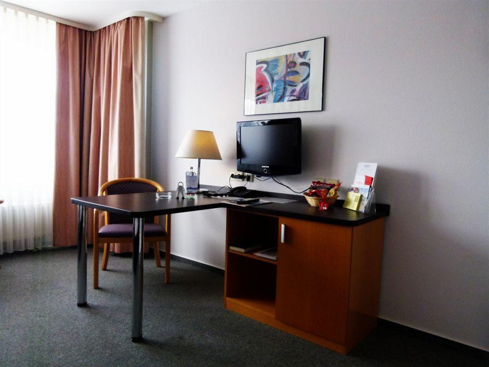 סינדלפינגן Akzent Hotel Torgauer Hof מראה חיצוני תמונה
