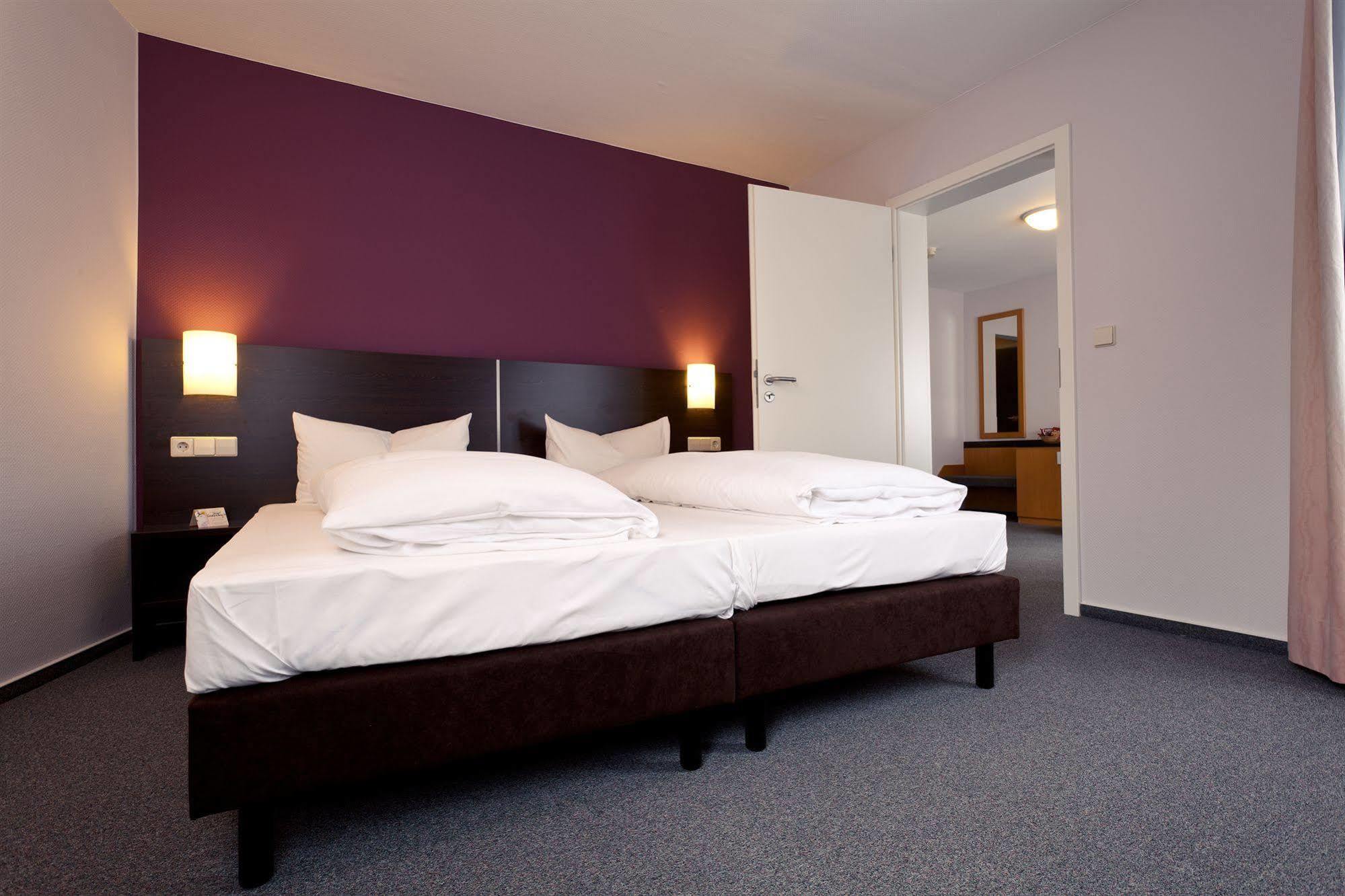 סינדלפינגן Akzent Hotel Torgauer Hof מראה חיצוני תמונה