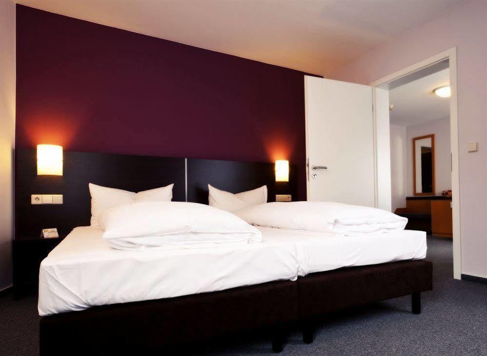 סינדלפינגן Akzent Hotel Torgauer Hof מראה חיצוני תמונה